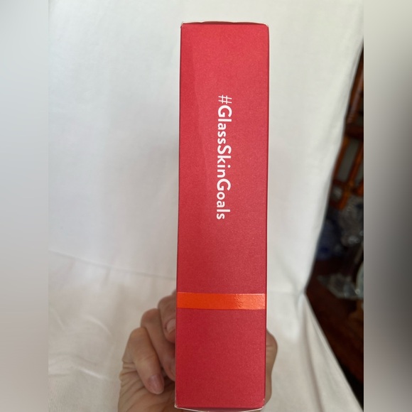 Peach & Lily Glass Skin Discovery Kit. New in Box - Picture 5 of 5